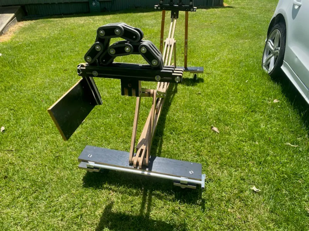 XL PLUS Field Stand